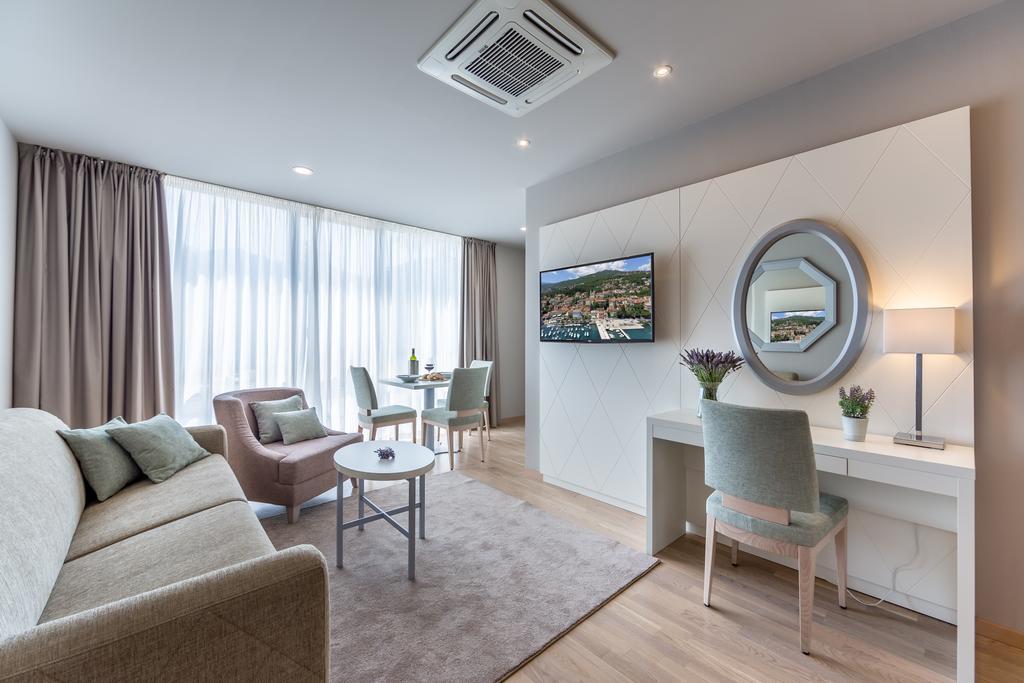 Apartments & Rooms Preelook 오파티아 외부 사진