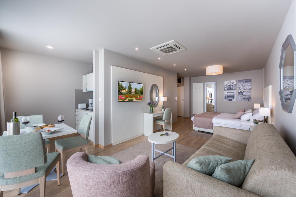 Apartments & Rooms Preelook 오파티아 외부 사진